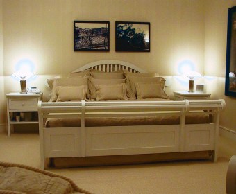 bedroom-gail-green-04