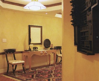 Foyer-gail-green-18