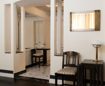 Foyer-gail-green-32