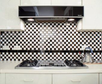 kitchen-gail-green-01